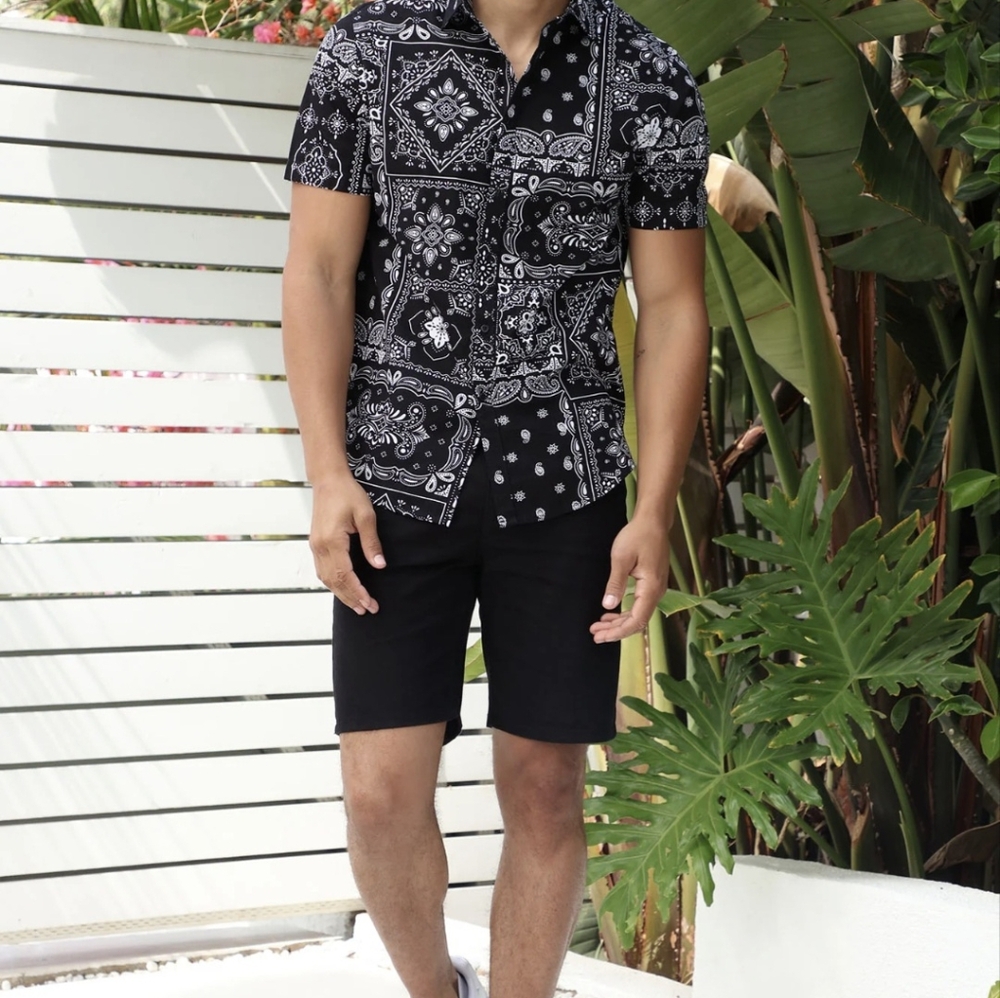Nova Men Paisley Short Sleeve Woven Top